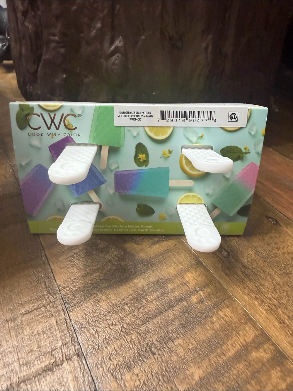 CWC Green Ice Pop Molds by Cook With Color - Reusable Silicone Popsicle Maker - Picture 2 of 2